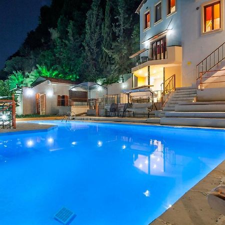 Estate Kares Aparthotel Tíliszosz Kültér fotó